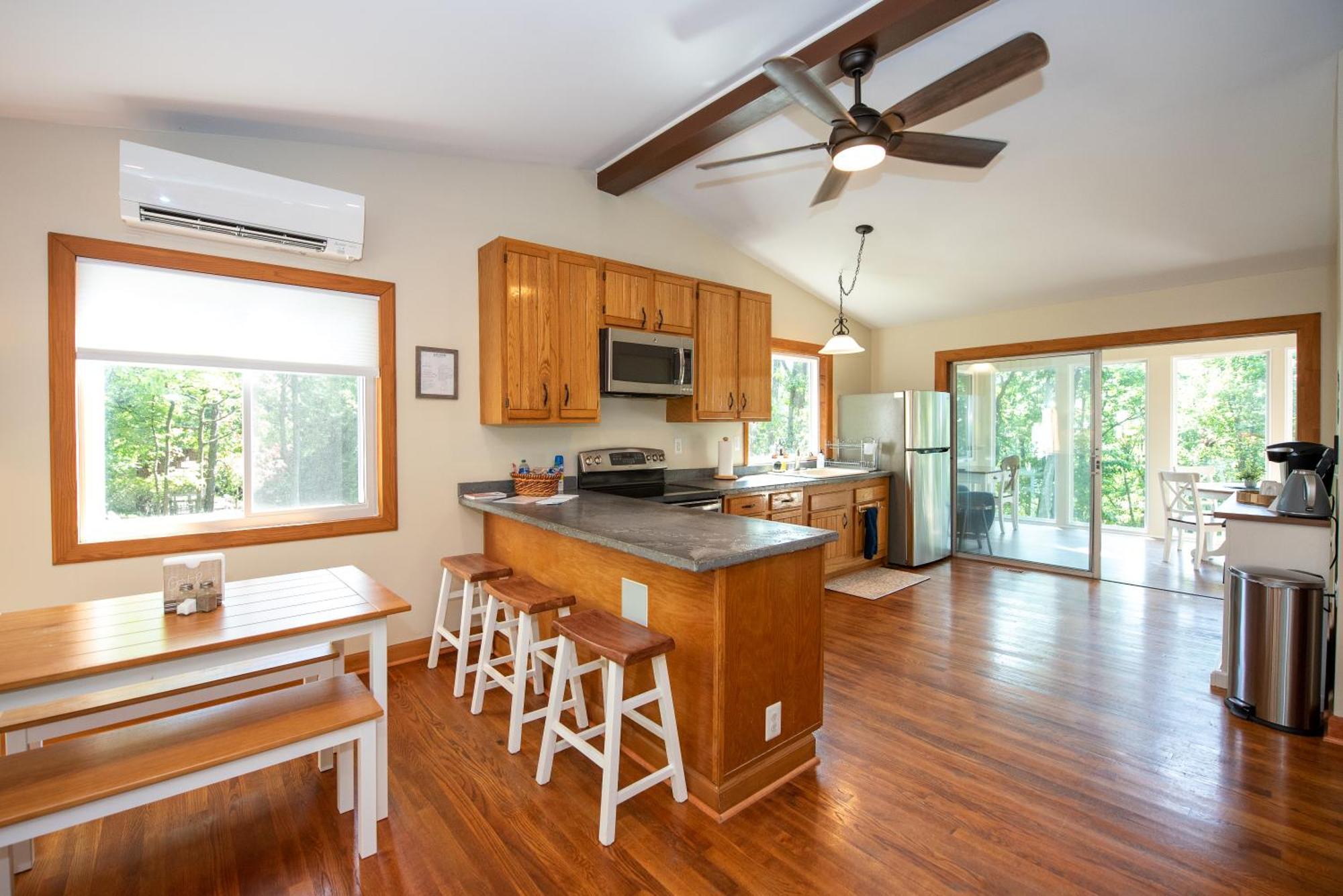 Family Friendly Mountain Cabin With Steam Shower Vila Harpers Ferry Exterior foto